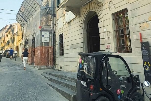 Bando per ristrutturazione di un'abitazione a Peccioli per metterla a disposizione per affitti a medio o lungo termine