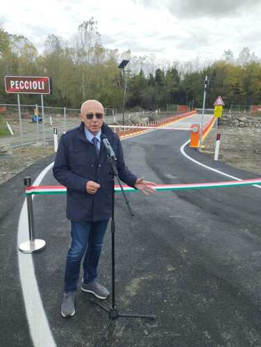 Il sindaco Macelloni all'inaugurazione