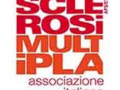 AISM Associazione Italiana Sclerosi Multipla banchetto a Peccioli